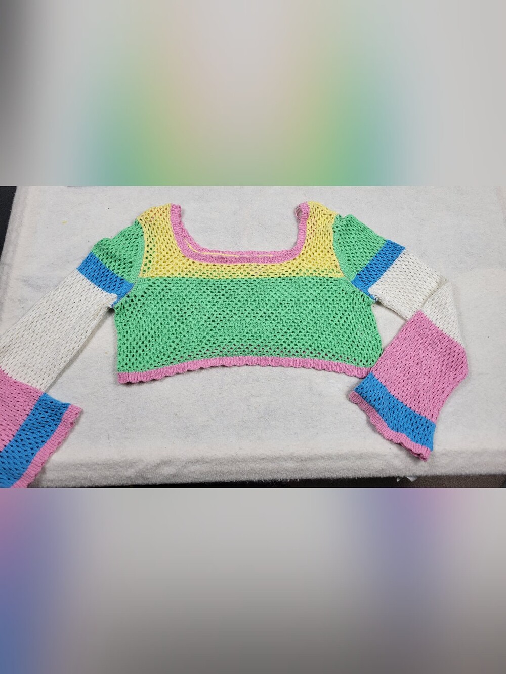 ​Sincerely Jules Pastel Colorblock Crochet Crop Top Open Knit Flare Sleeve -M